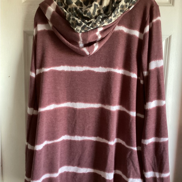 Glitzy Girlz boutique hoodie with leopard size 2x - Picture 3 of 3